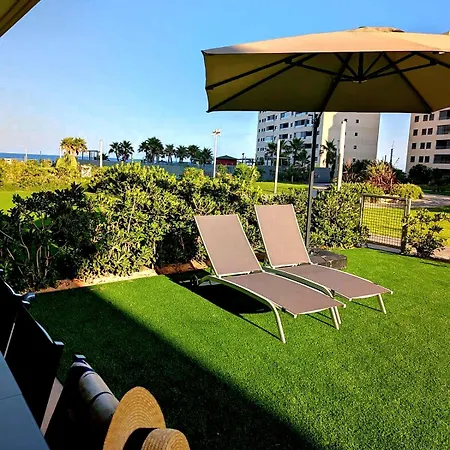 Lena , First Line And Bbq ,punta Prima, Posidonia 아파트