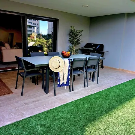 아파트 Lena , First Line And Bbq ,punta Prima, Posidonia